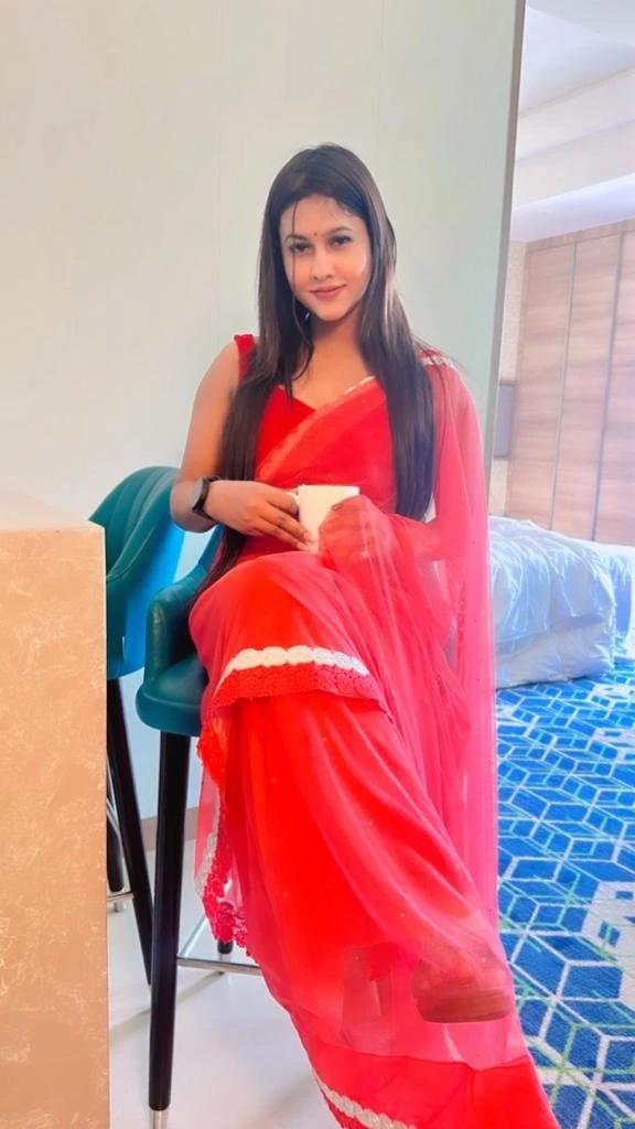 Amrita Escort Service & Cam Show – Indian escort in Kolkata — 5 / 6