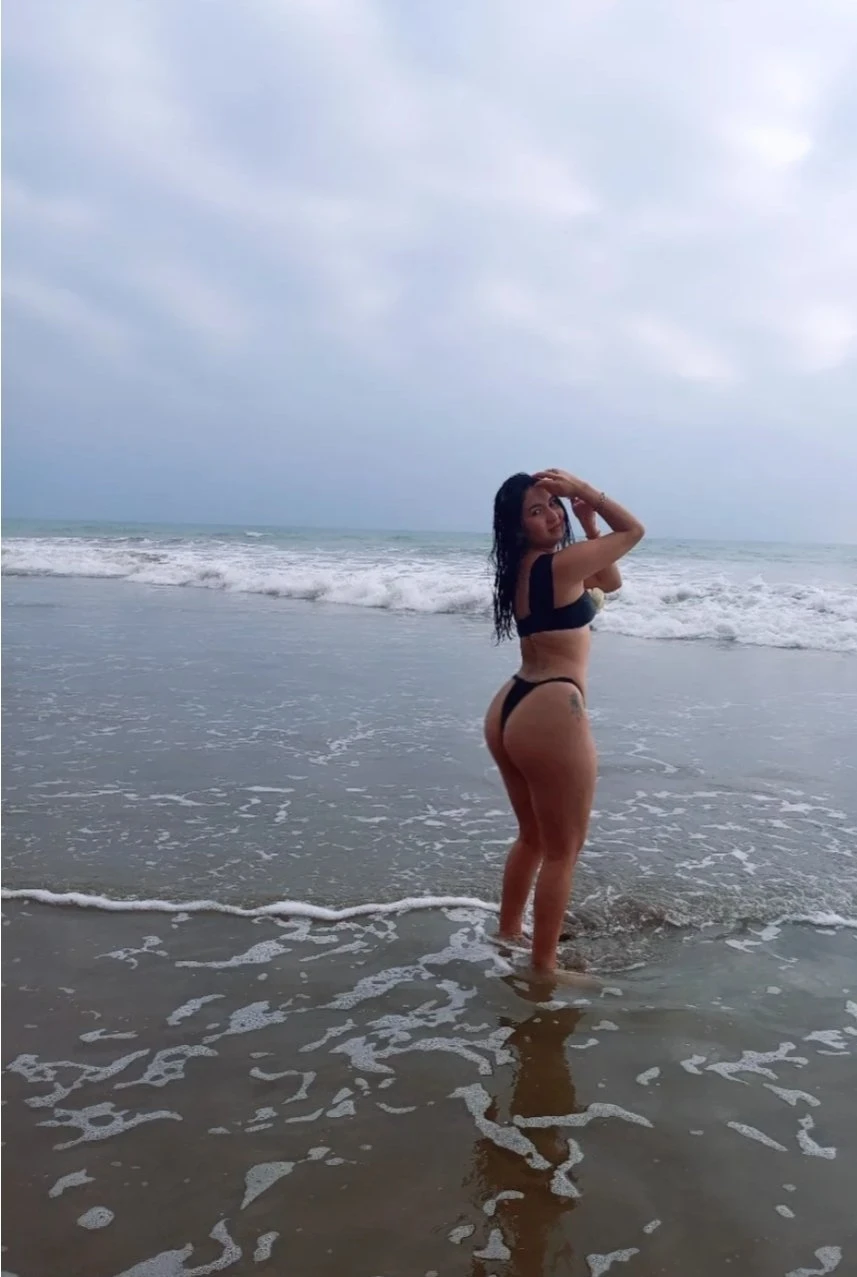 Mariyam – escort in Maldives — 2 / 4
