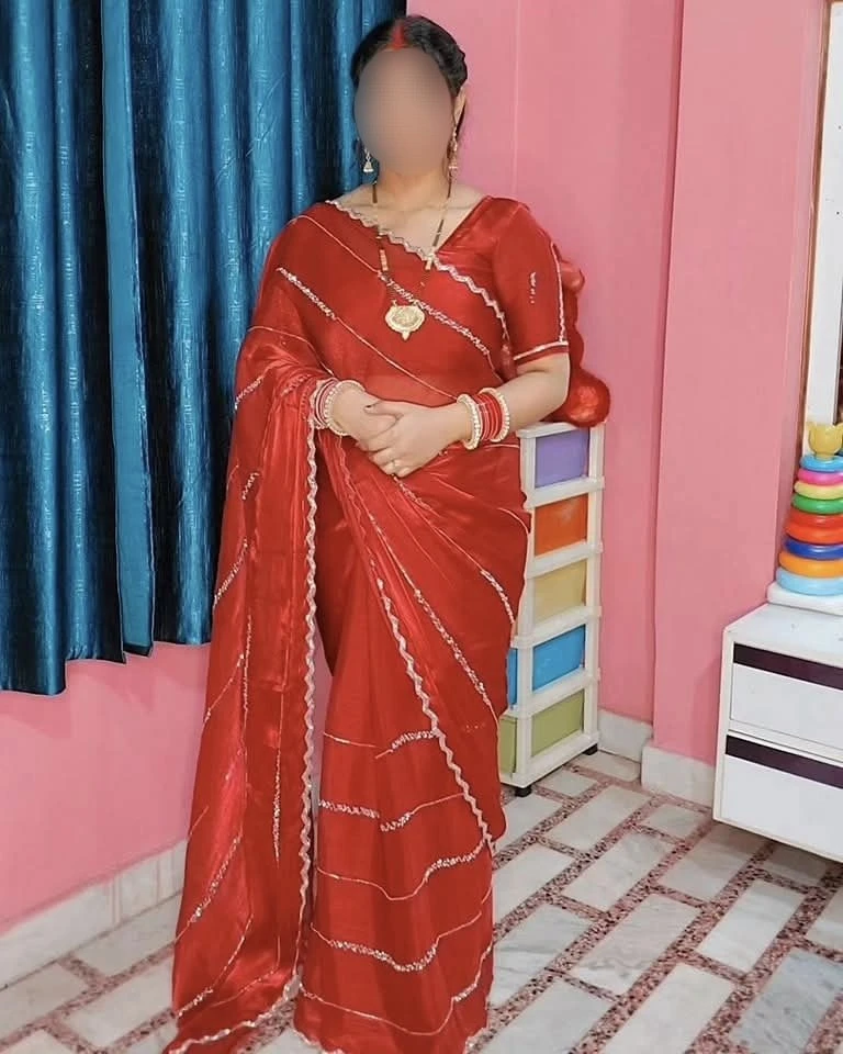 Pooja Real Meet and Cam Show – Indian escort in Chennai — 3 / 4