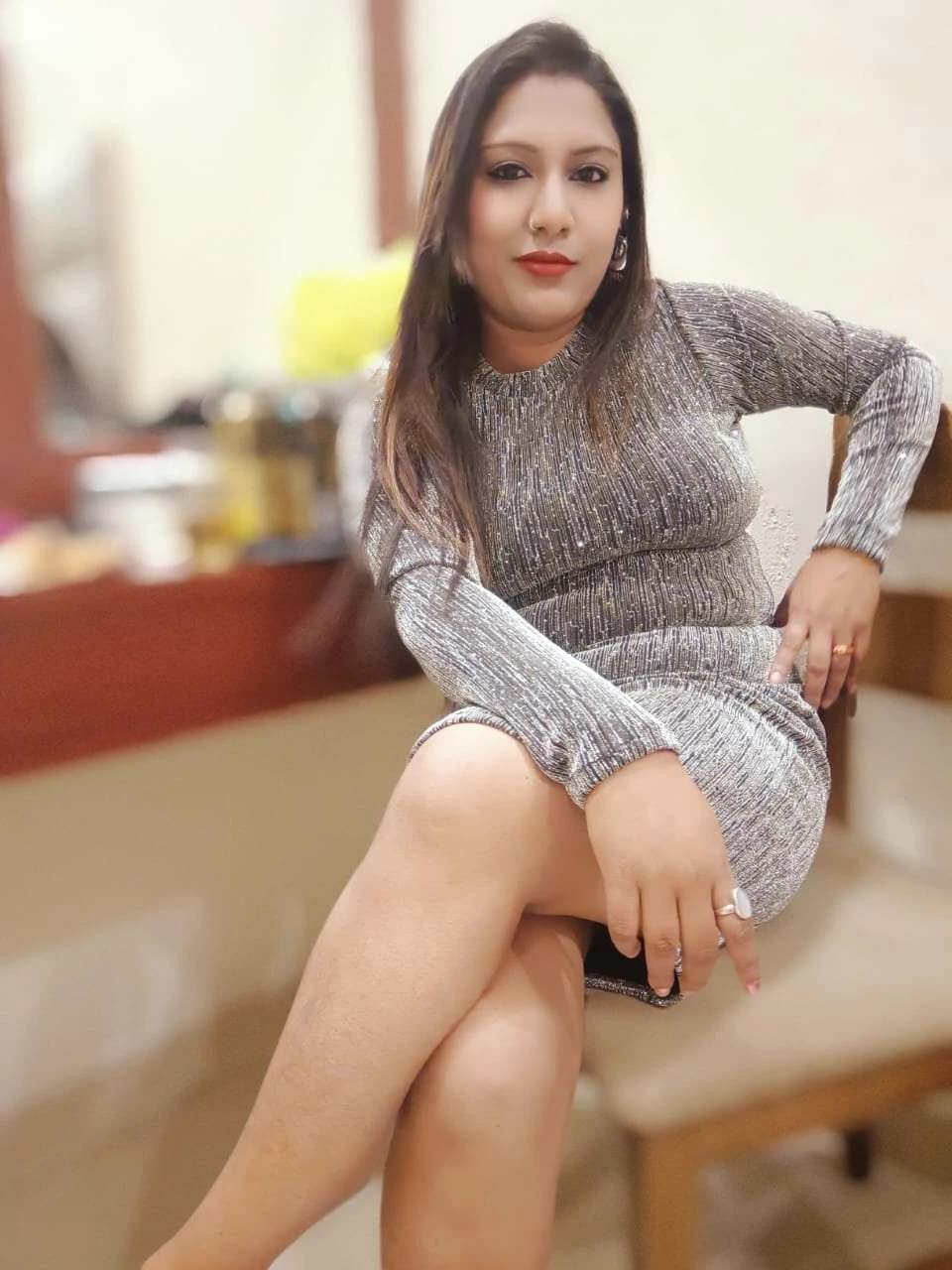 Kajal Real Meet & Cam Session – Indian escort in Pune — 4 / 5