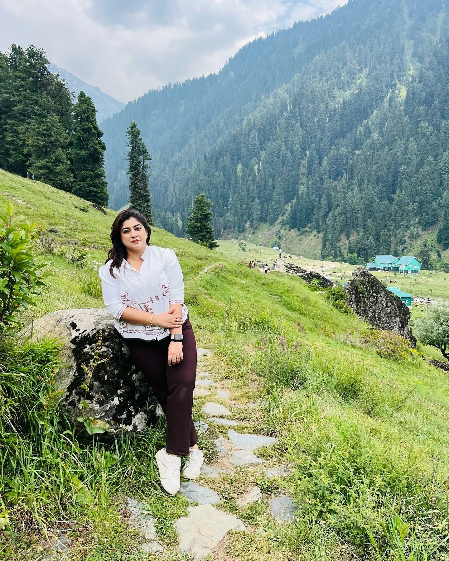 𝟵𝟴𝟏𝟰𝟳𝟰𝟳𝟔𝟕𝟓 Nisha Rana – Indian escort in Ludhiana — 3 / 5