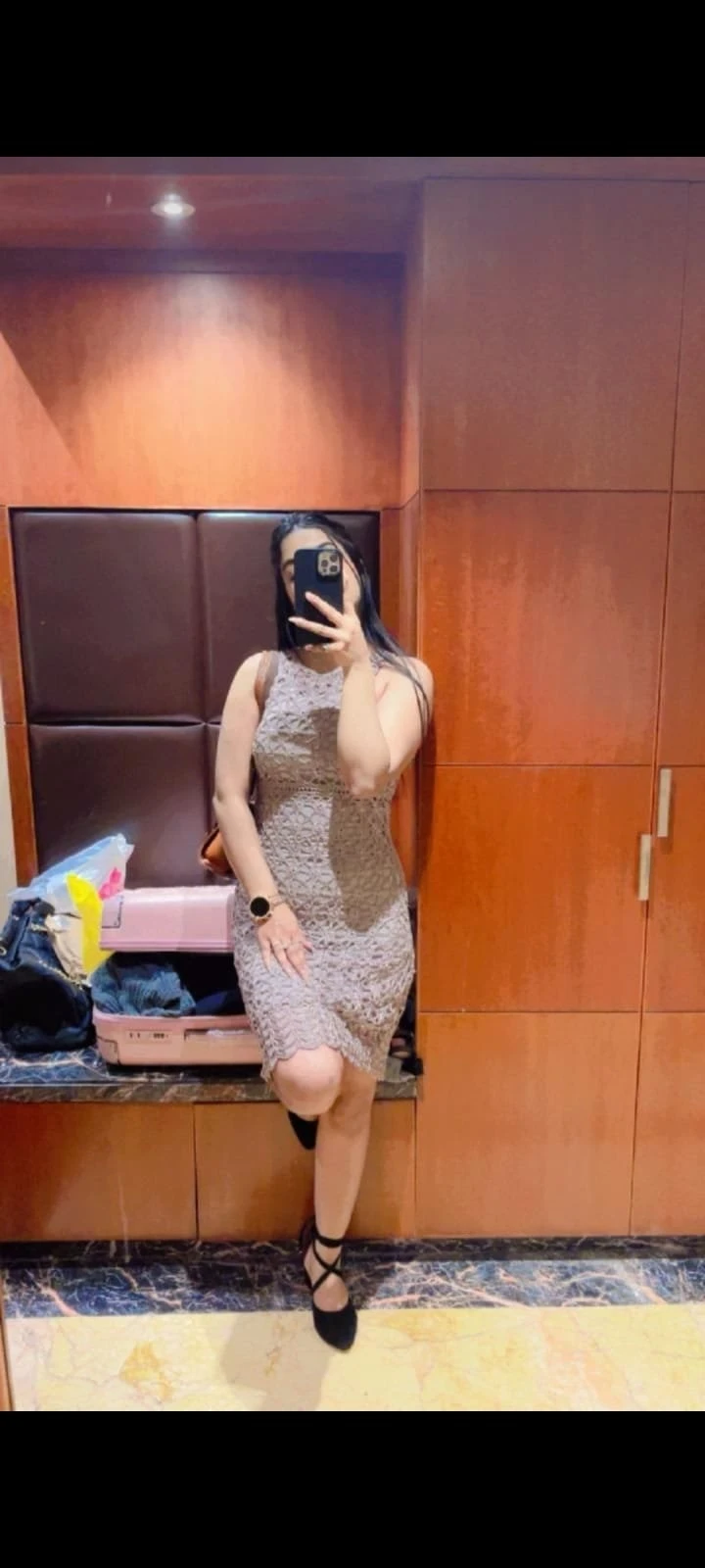 Ishika – Indian escort in New Delhi — 3 / 5