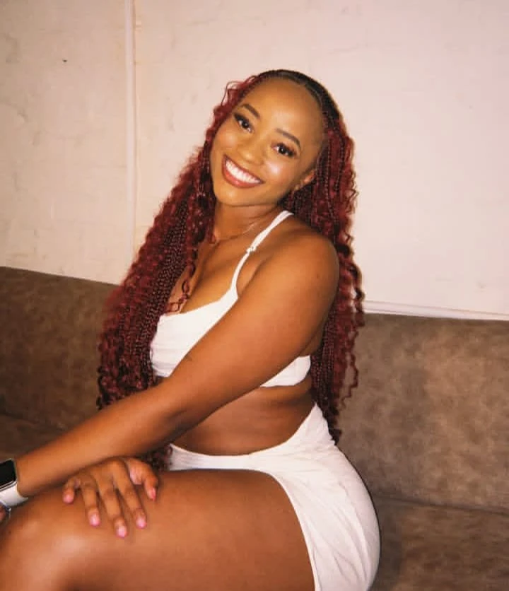 Lavender – South African escort in Gurgaon — 2 / 4