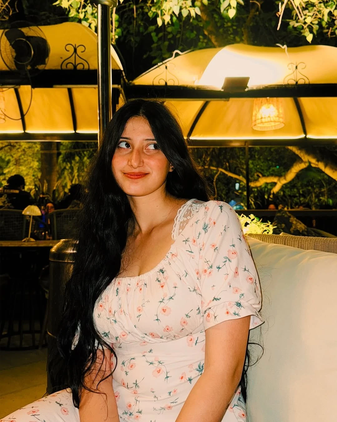 Himani – Indian escort in Surat — 2 / 3