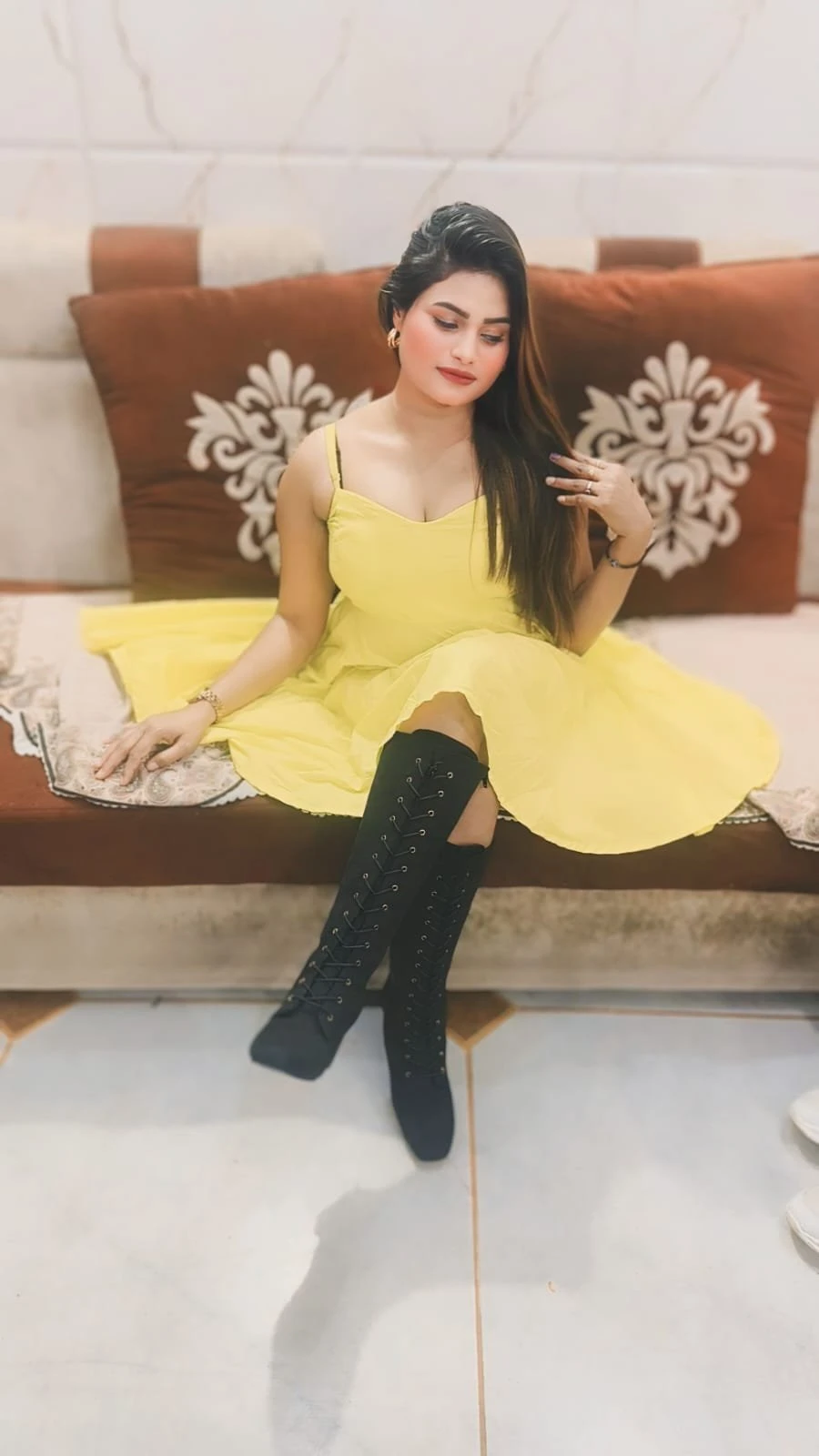 Arohi Vip Top Model – Indian escort in Hyderabad, Escort, Hyderabad