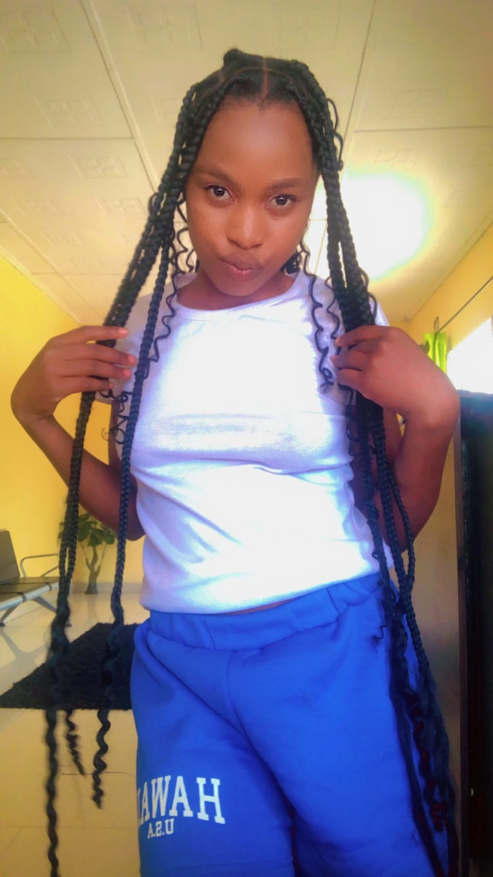 Sellina Banda – adult performer in Lusaka — 1 / 11