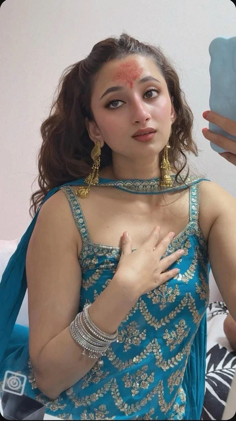 Best and Affordable Rate College Girls – Nepalese escort in Kathmandu — 4 / 5