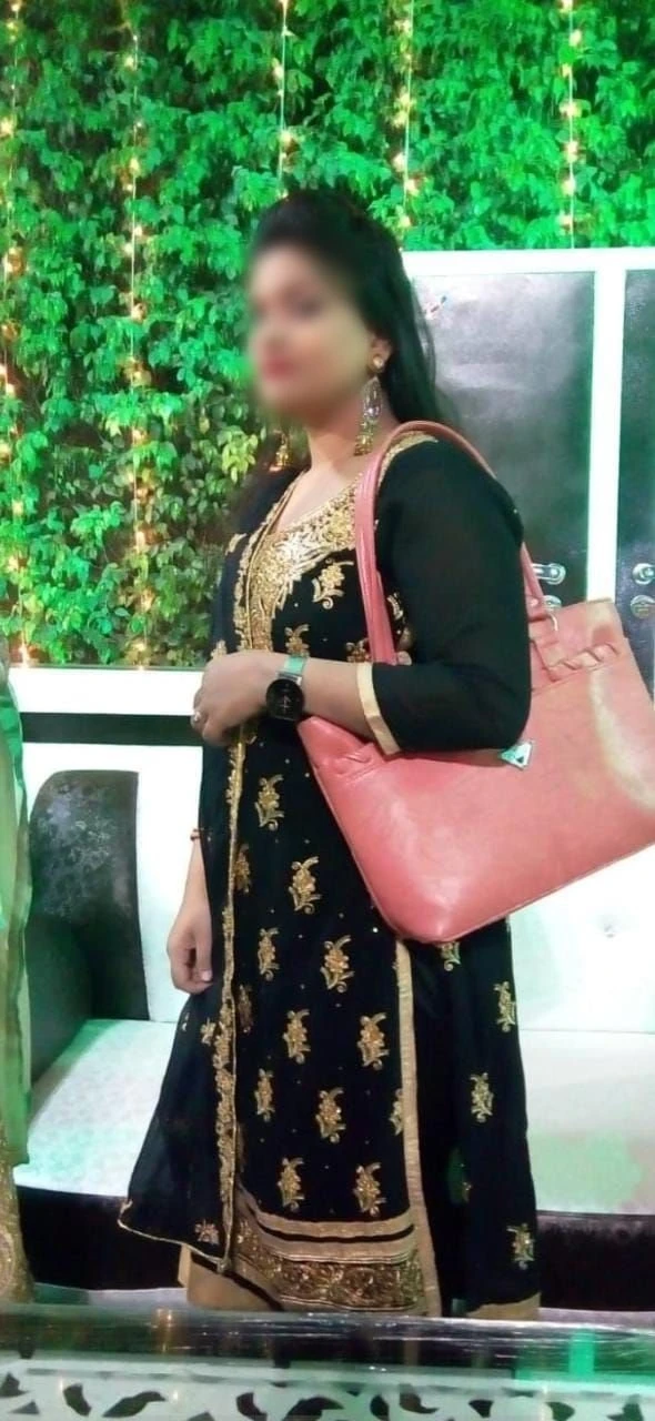 Payal – Indian escort in New Delhi — 1 / 4