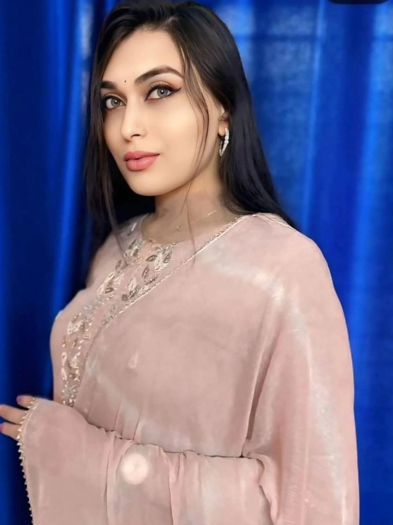 🦚Bong Alina 🦚Available for Cam sex🥀 – Indian escort in Chennai — 22 / 31