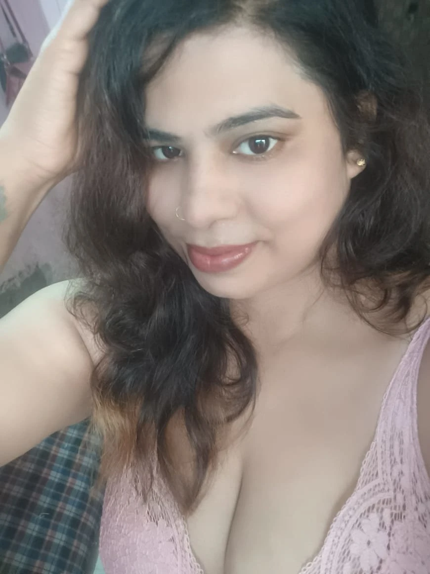 Nisha Singh – Afghan escort in Pune — 2 / 3