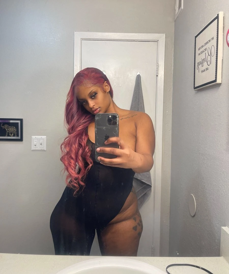 Floria – Gabonese escort in Dakar — 3 / 4