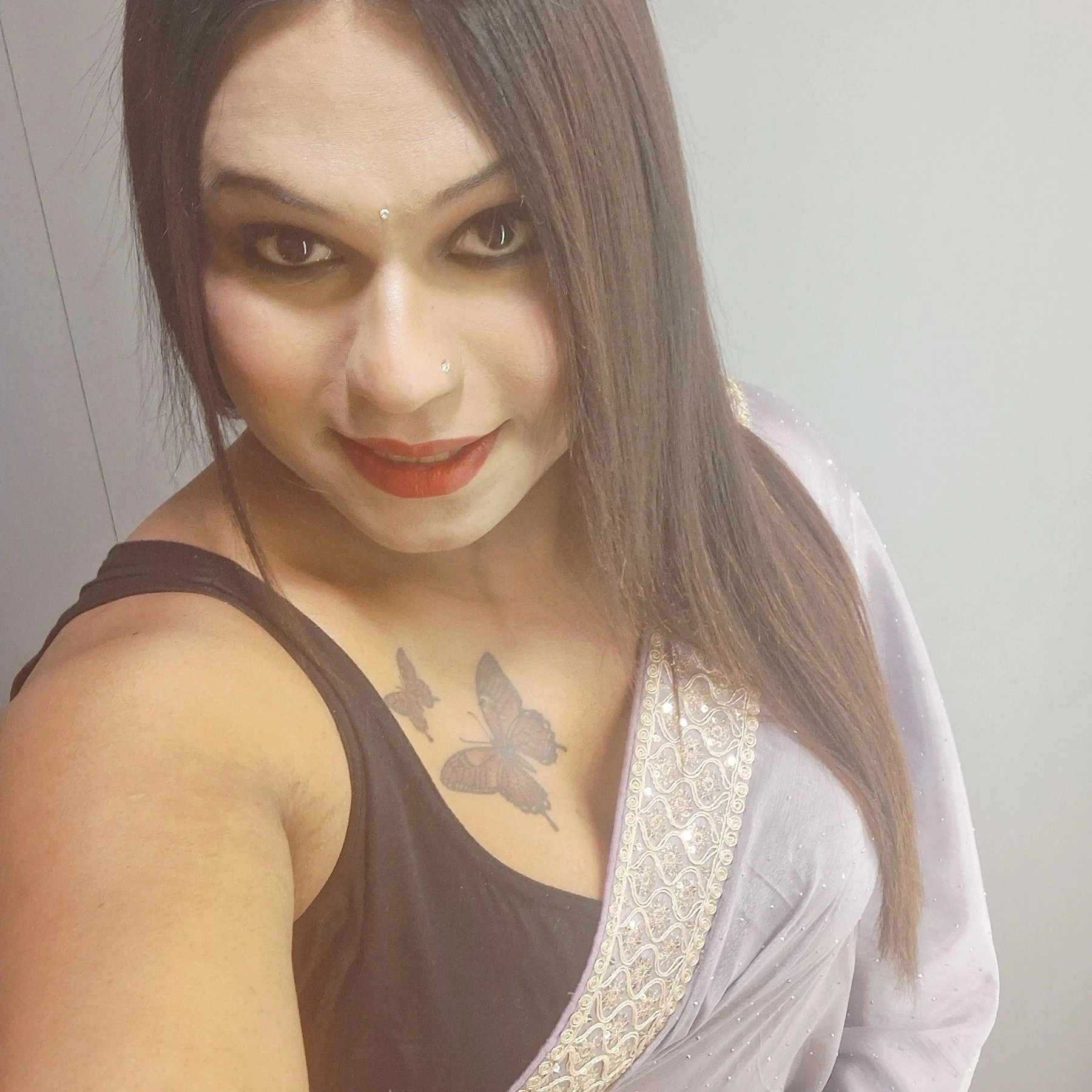 Rosy – Indian escort in Kolkata — 1 / 22