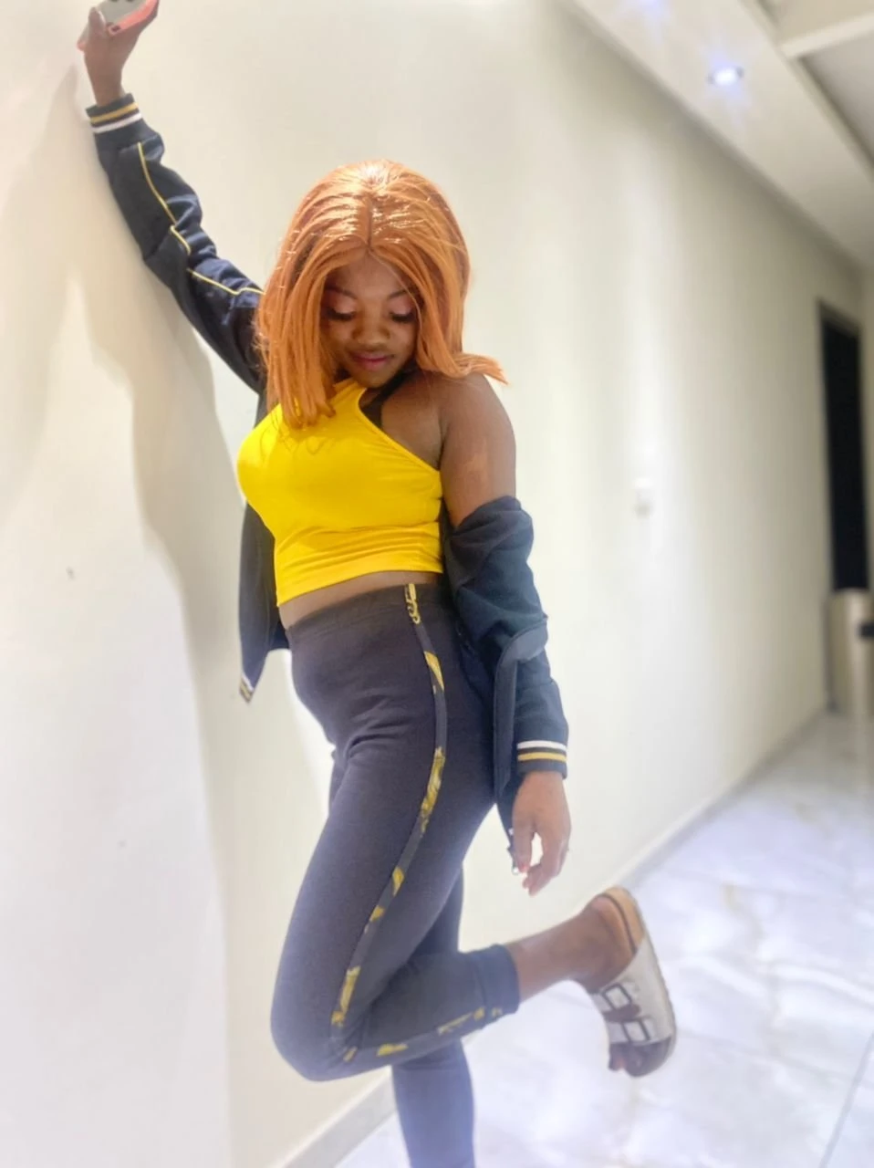 Laura Angel – South African escort in Beirut — 3 / 5