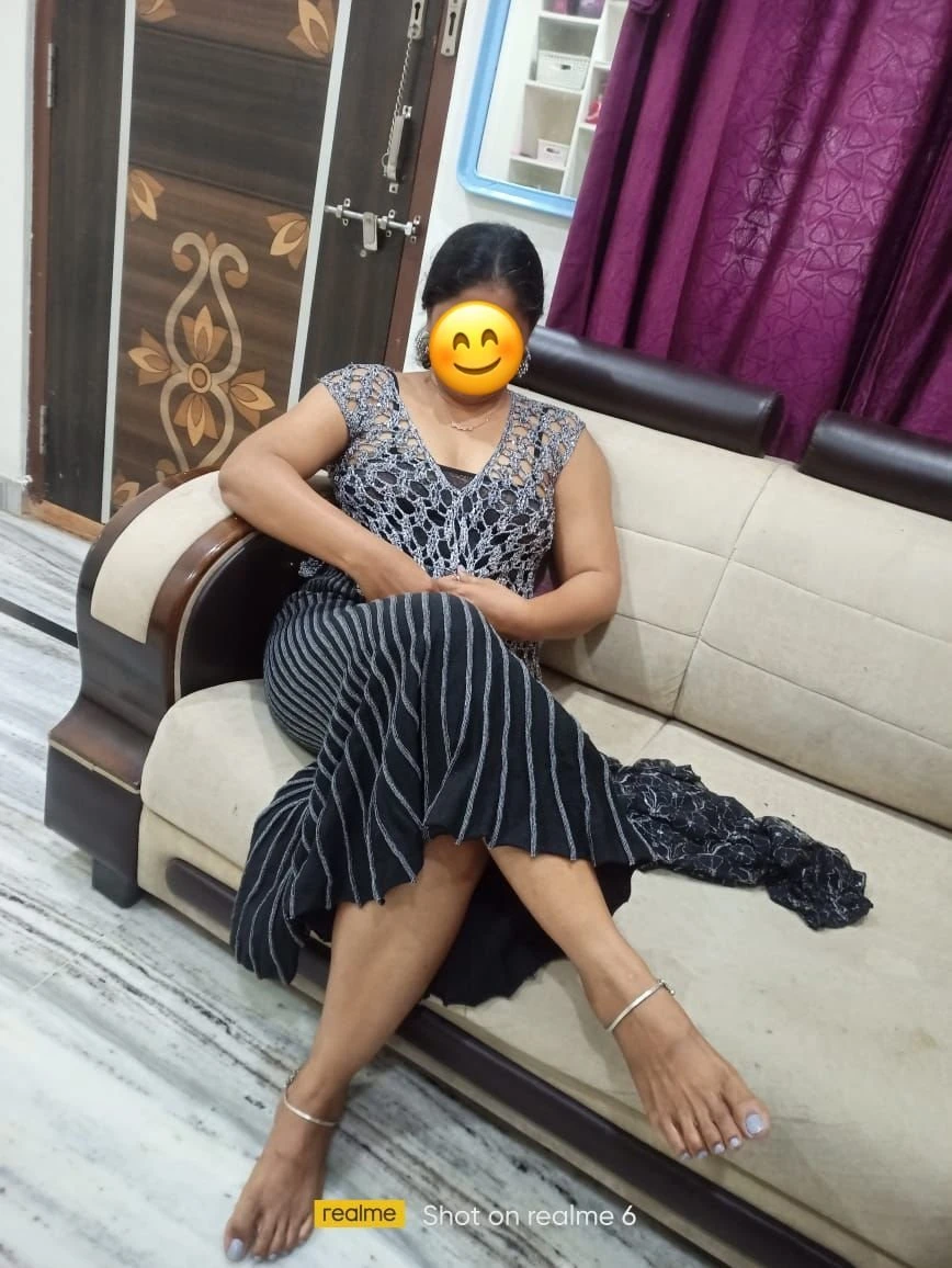 Swati Real Meet Independant – Indian escort in Hyderabad — 5 / 6