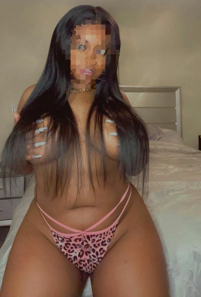 Sloppy bj and rimming in Candolim – Kenyan escort in Candolim, Goa — 6 / 8