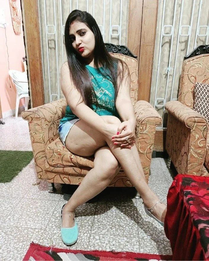 Urvashi escort service – Indian escort agency in Kanpur — 2 / 7