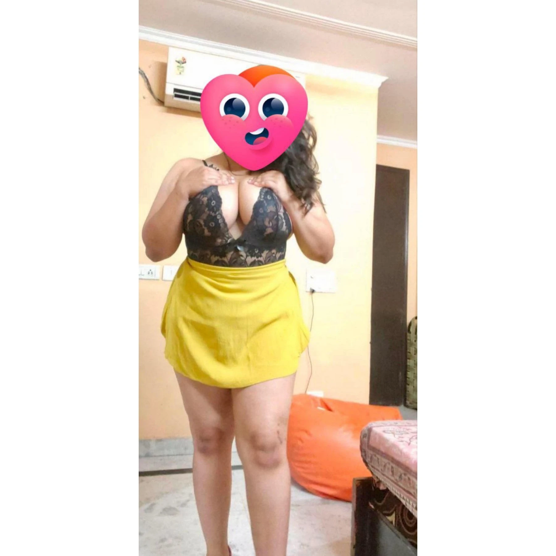 Afreen – Indian escort in New Delhi — 7 / 16