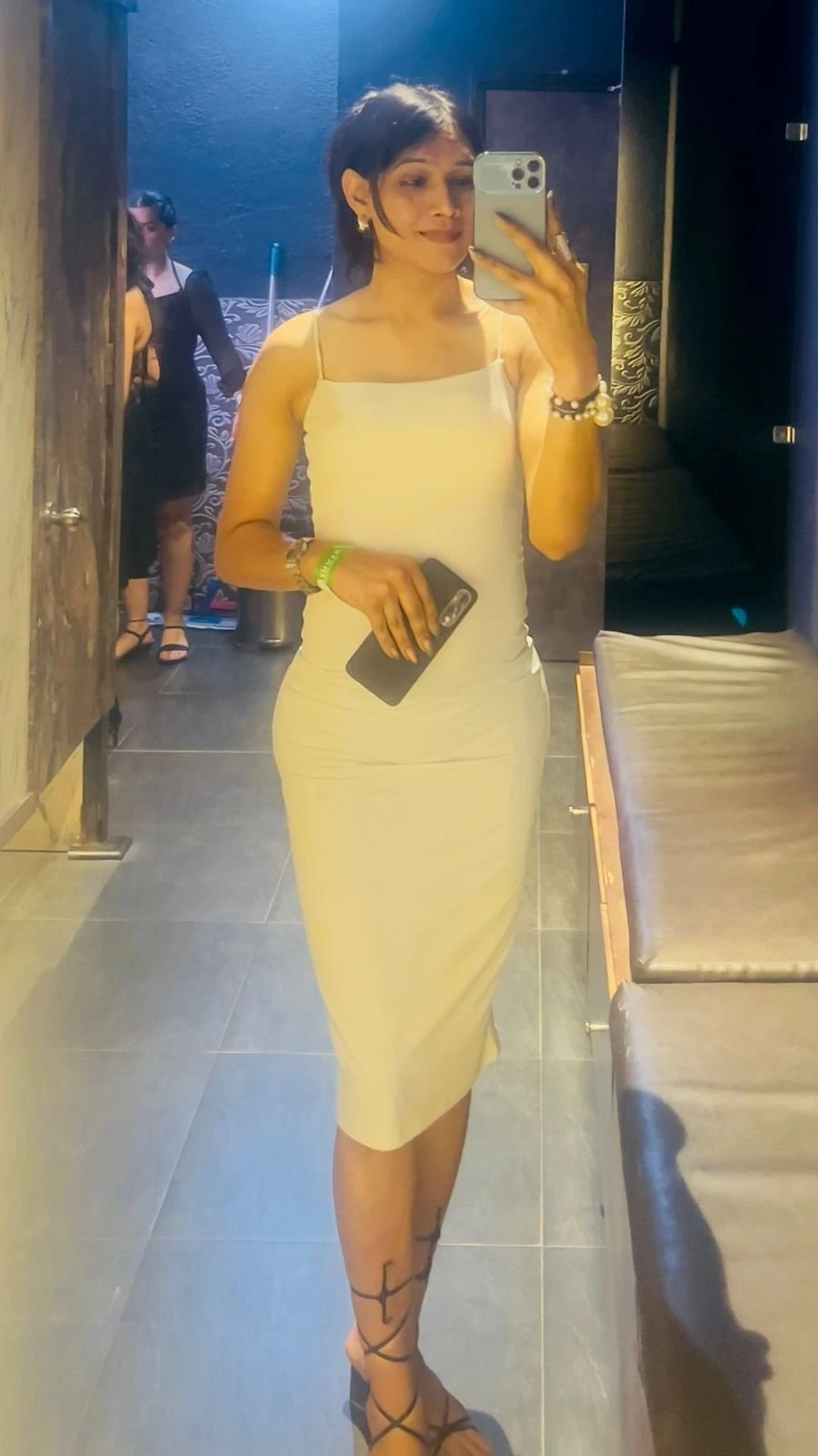 Anshika Indore – escort in Indore — 3 / 6