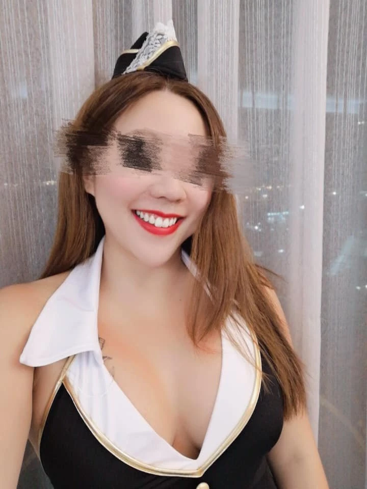 Curvydominatraxcarol – Chinese escort in Macao — 5 / 12