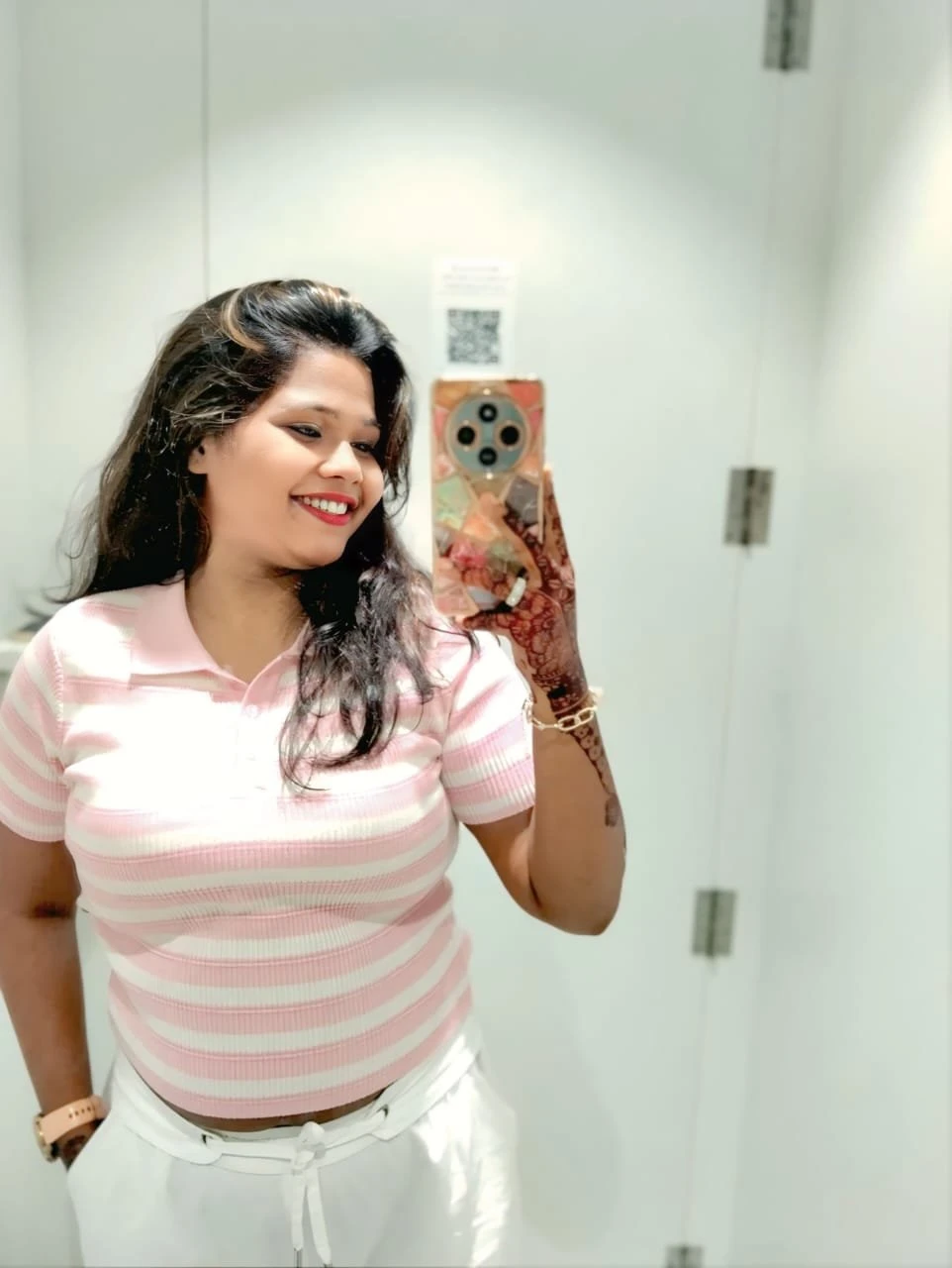 Sony an Independent – Indian escort in Mumbai — 9 / 16