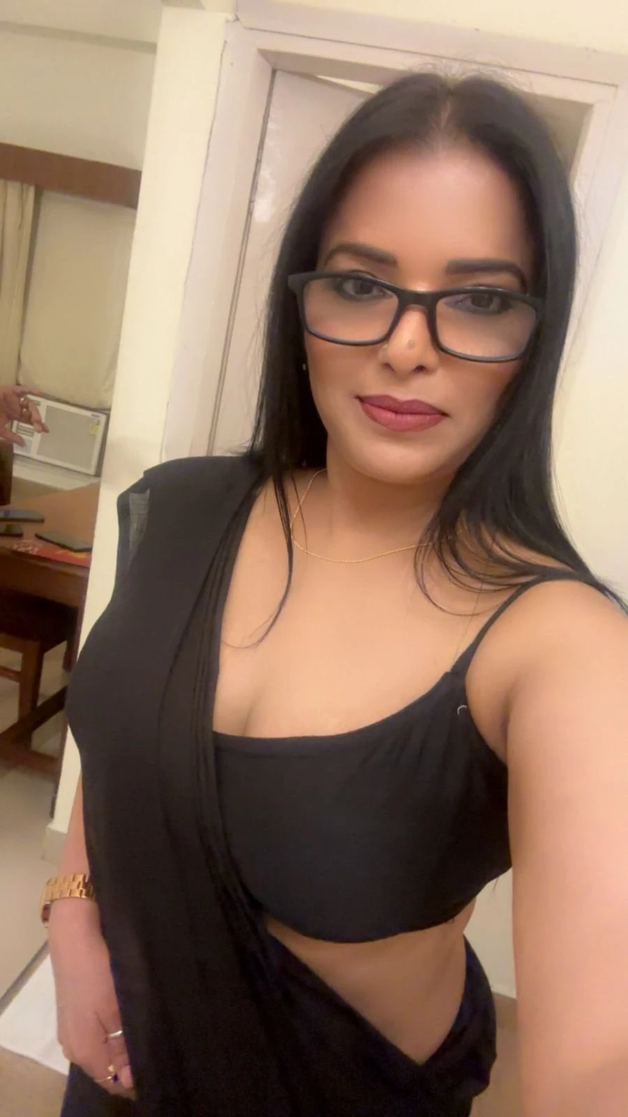Tanya – Indian escort in Lucknow — 3 / 5