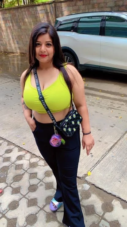 Riya – escort in Hyderabad — 2 / 3