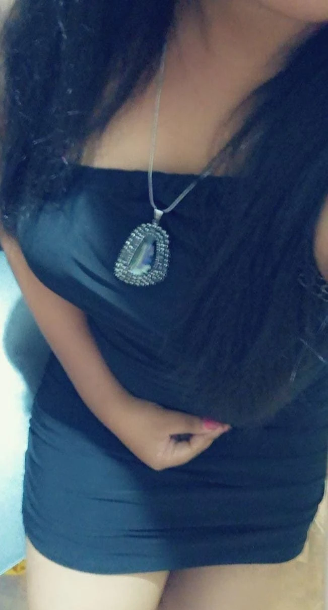 Nimisha Nimmi – Indian escort in Kochi — 11 / 17