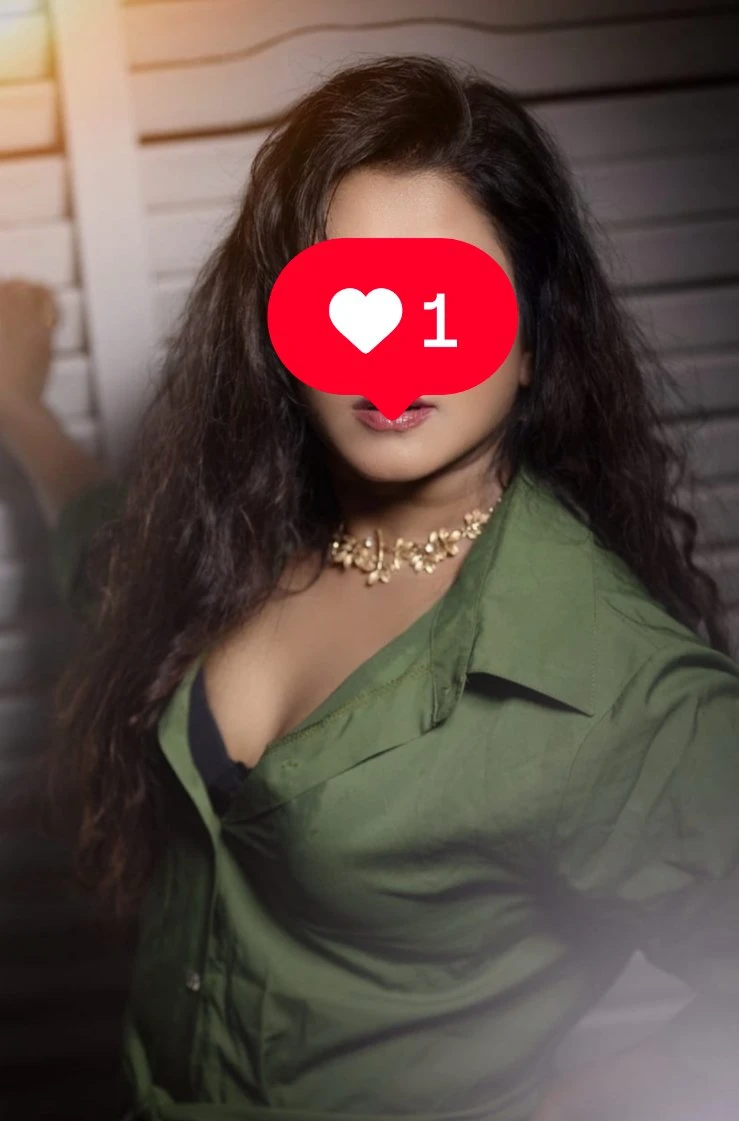 Cam session only – Indian escort in New Delhi — 2 / 6