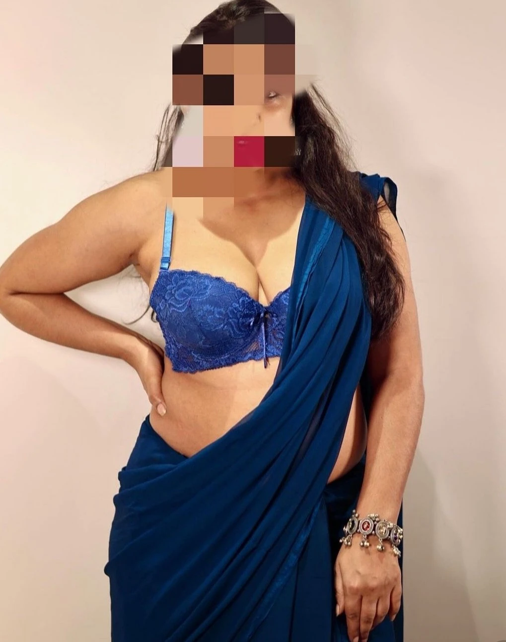 Bhabhi cam. – Indian escort in Visakhapatnam — 2 / 3