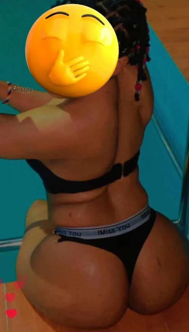 Gift D video call and BDSM – Kenyan escort in Hyderabad — 4 / 5