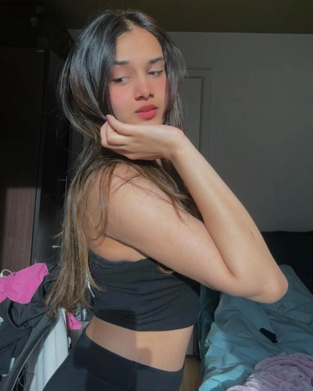 Himani – Indian escort in Mumbai — 2 / 4