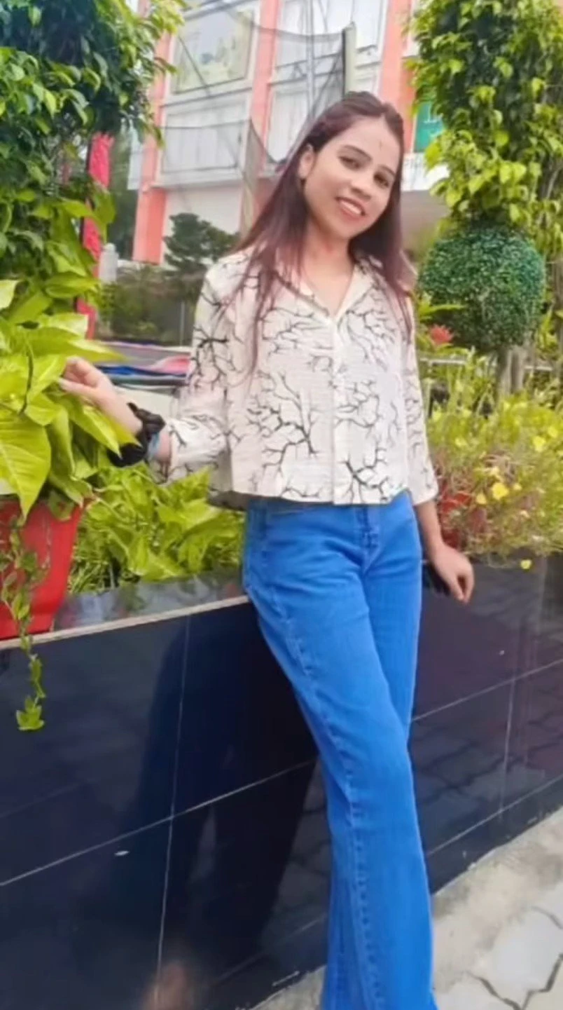 Muskan ( Real Meet @ Cam Show) – Indian escort in Hyderabad — 7 / 9