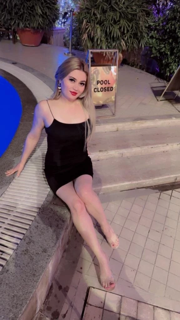 Rose Russian – Russian escort in Mumbai — 2 / 7