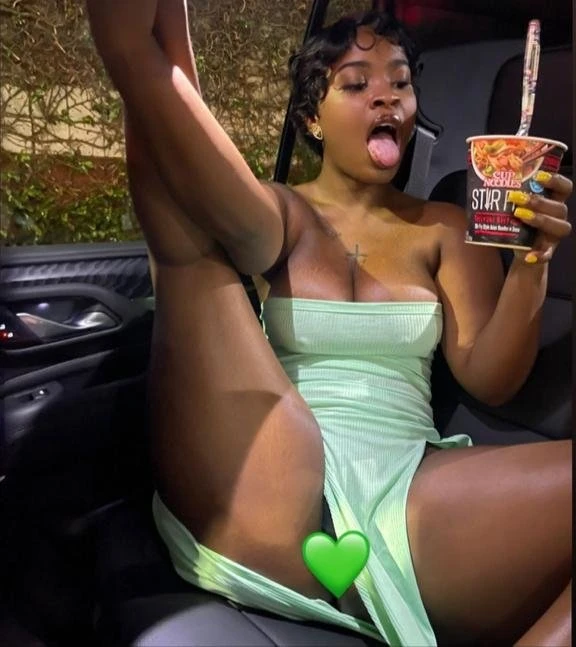 Trixy – Kenyan escort in Casablanca — 4 / 5