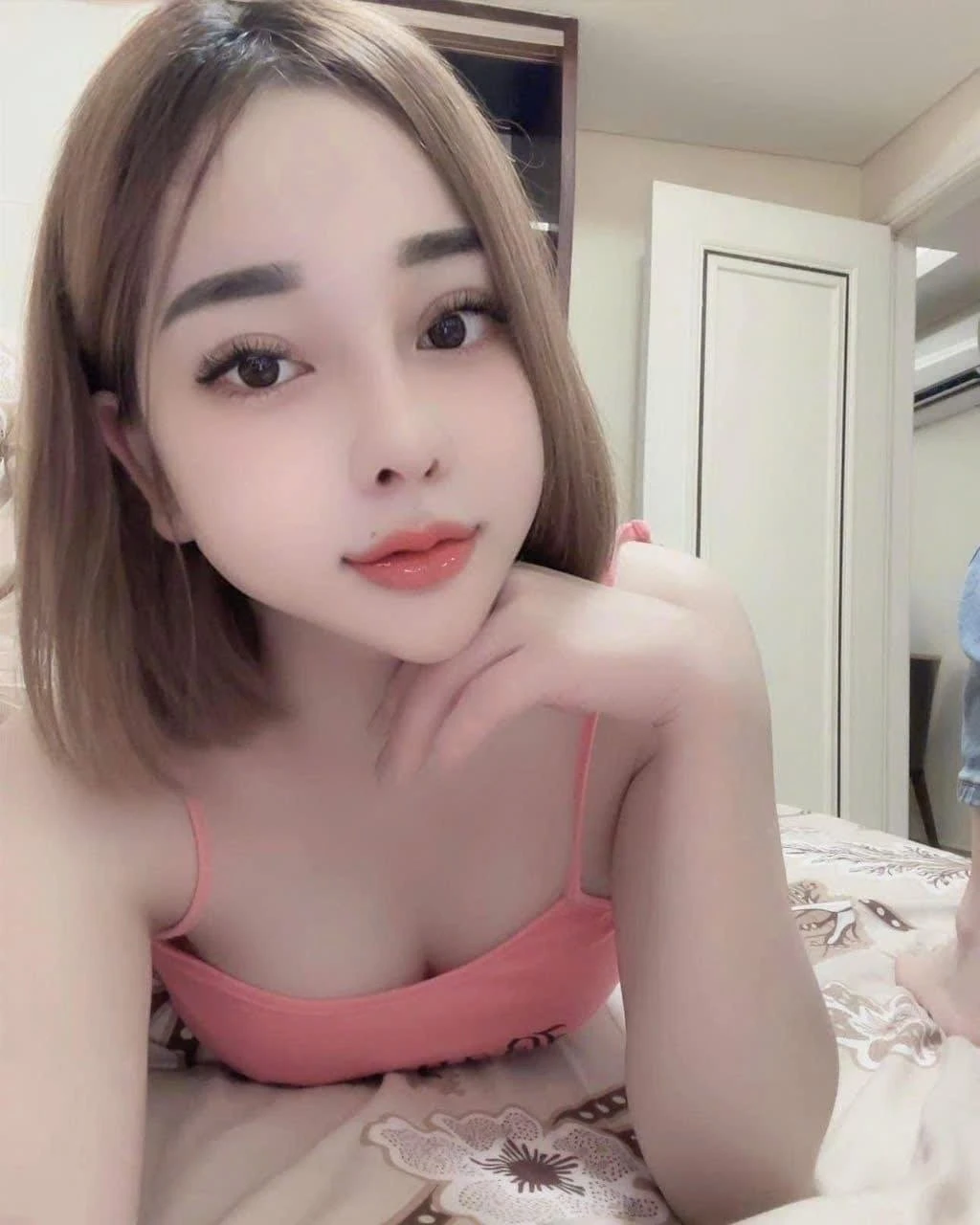 Hana's – Singaporean escort in Kathmandu — 2 / 6