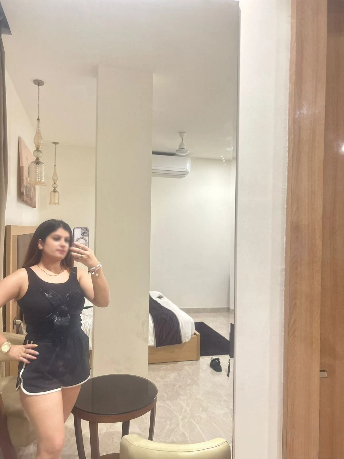 Sonali Realmeet and cams – Indian escort in New Delhi — 3 / 4