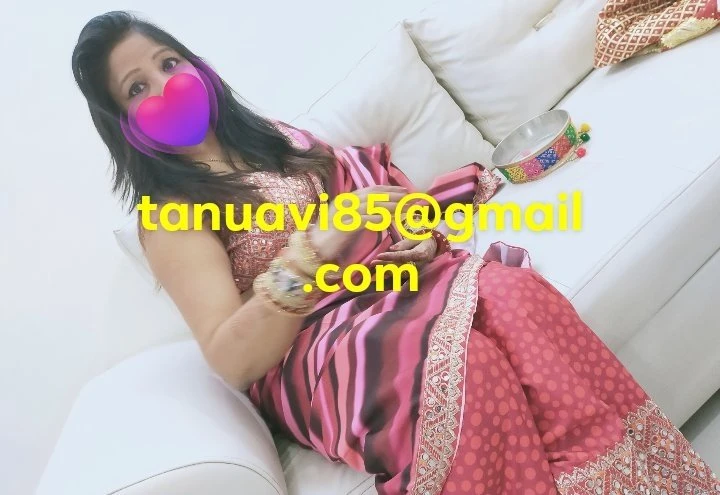Tanuavi – Indian escort in New Delhi — 4 / 9