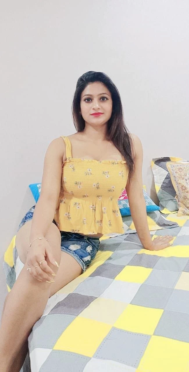 KAVYA SHARMA BEST VIP ESCORT SERVICE – Indian escort in Pondicherry — 2 / 4