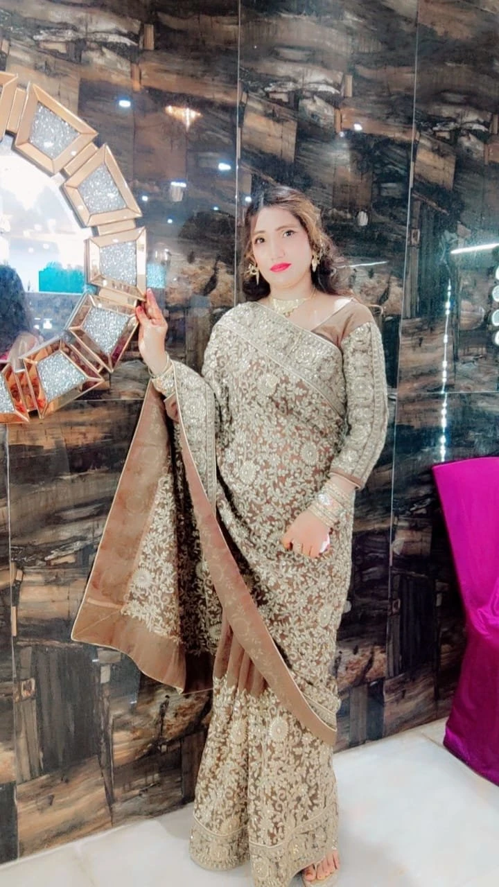 Peehu Sinha Best Hyderabad Escorts Agenc – Indian escort in Hyderabad — 1 / 5