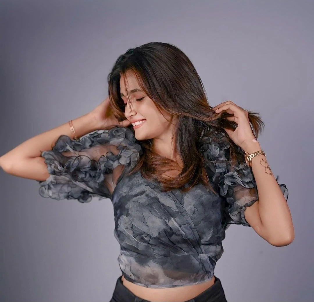 Prerna – Indian escort in Surat — 2 / 5