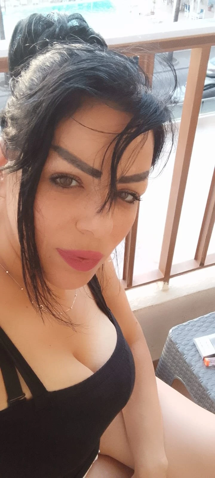 Yara – Syrian escort in Beirut — 3 / 7