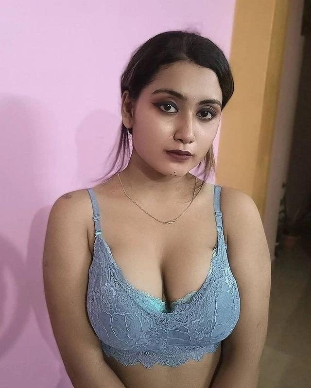 Monika Indepandents Night Club GIrls – Indian escort in Noida — 2 / 7
