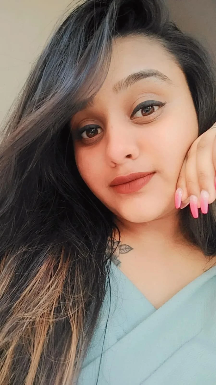 Sanjna – Indian escort in Mumbai — 1 / 7