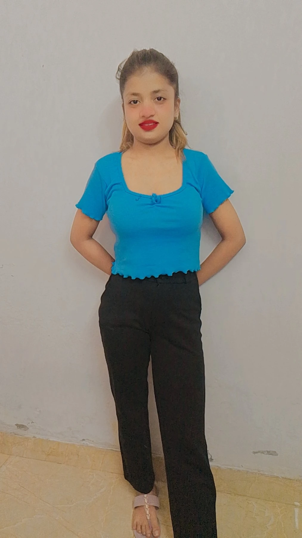 Akruti Independent Video Confirmation – Indian escort in New Delhi — 8 / 13