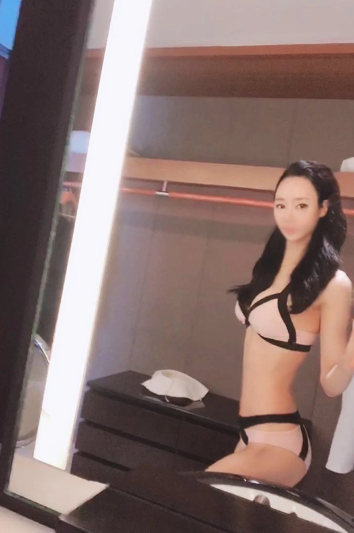 LILLY JUNG- Officially the BEST in Korea – South Korean escort in Seoul — 28 / 30