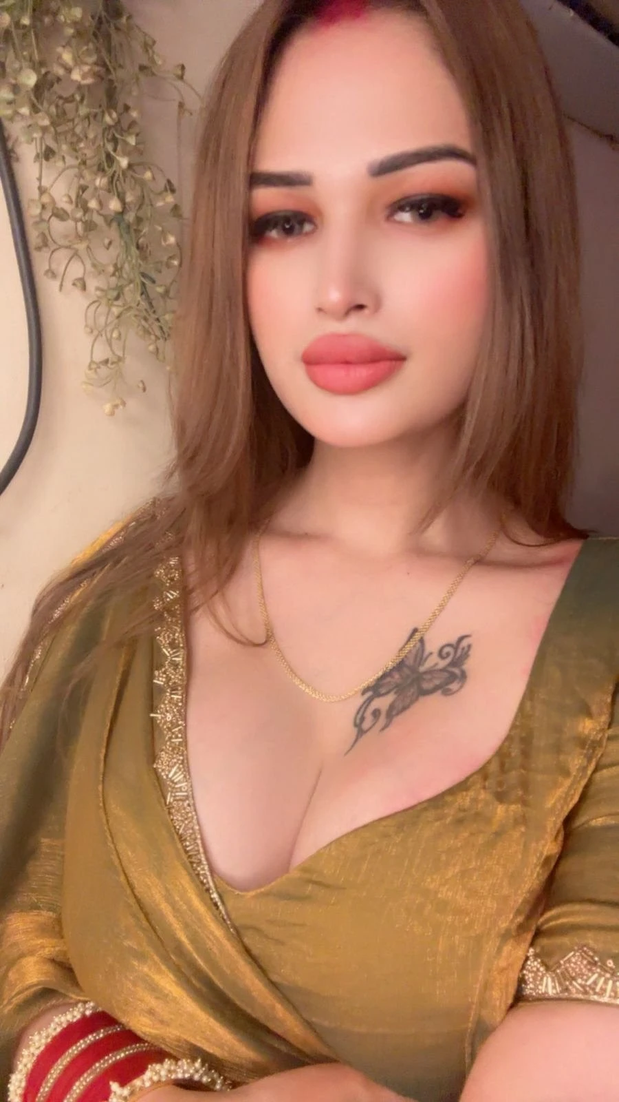 Manisha Here for You – Indian escort in Hyderabad — 6 / 7