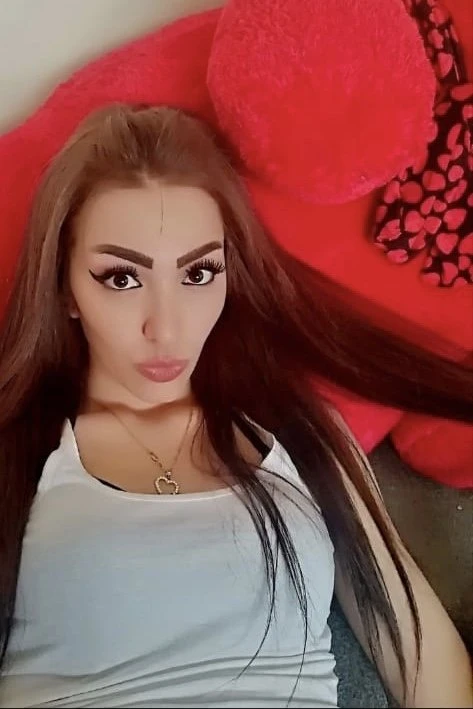 Lea – Syrian escort in Beirut — 3 / 8