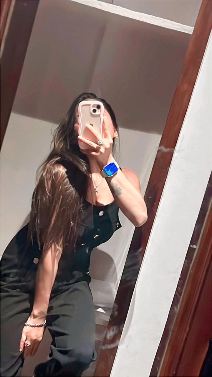 Arohi ESCORTS – Indian escort in Kolkata — 4 / 7