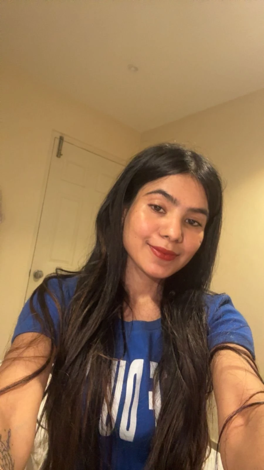 Nidhi Cam Session or Real Meet – Indian escort in Chennai, Escort, Chennai