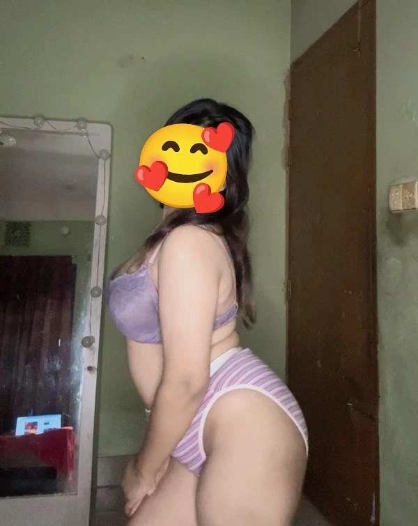 Kajal Video Call Service – escort in Pune — 2 / 4